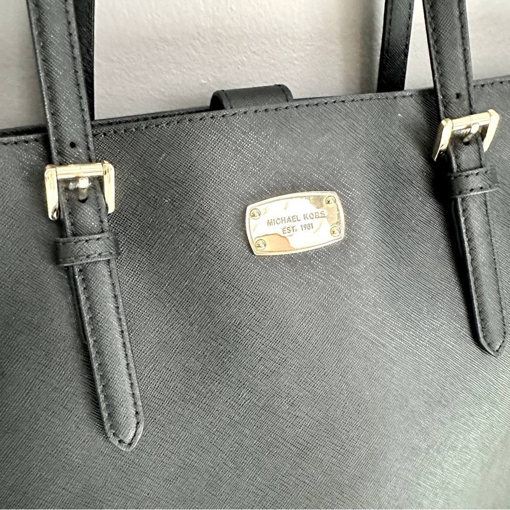 Michael Kors Black Saffiano Leather Shoulder Tote | Gold Hardware - Picture 8 of 16